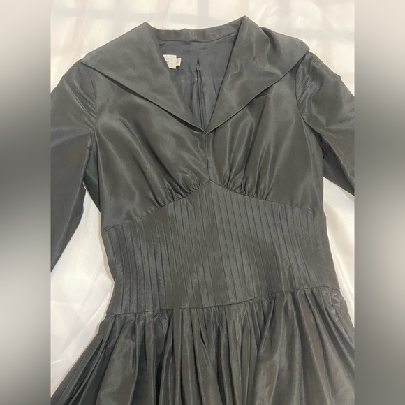 Teri Jon by Rickie Freeman Black Silk Fit & Flare Dress Size 2 - Picture 4 of 5